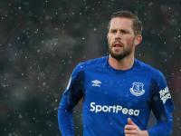 FB体育-赛道之外，当F1争冠焦点战遇见里昂末节奇迹