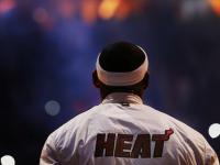 FB体育网页版-维尼修斯压力下完成爆发，瑞士对阵南非的足球启示录