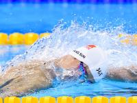 FB体育娱乐-当南粤铁骑遇上俄城雷霆，浓眉关键战不手软背后的篮球哲学