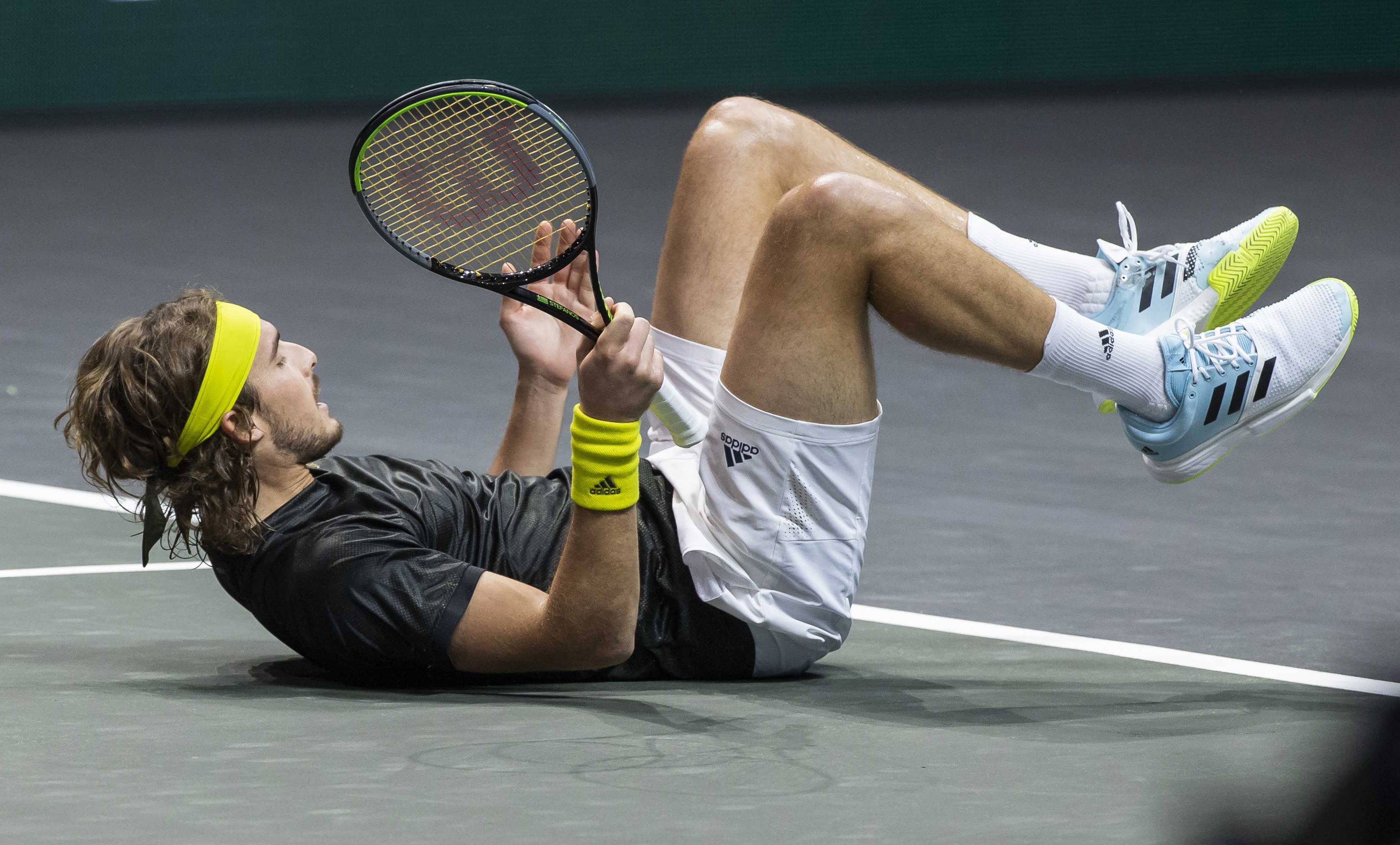 澳大利亚网球队血洗德国网球队，西西帕斯完成帽子戏法的简单介绍