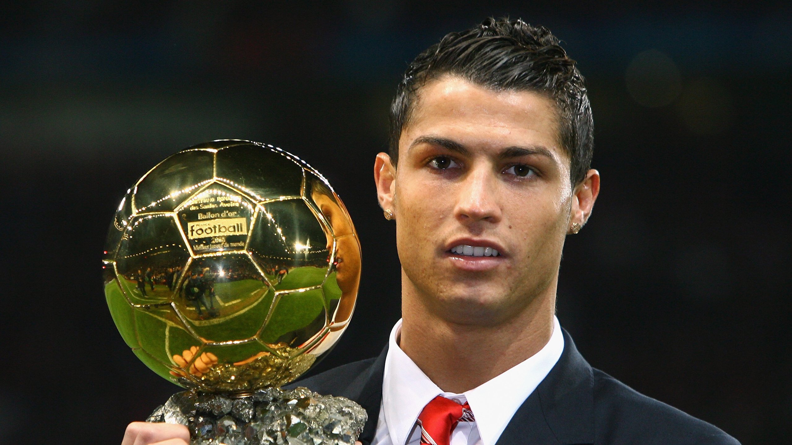 当足球战术遇见F1速度，丹麦单节艺术与奥纳纳的街道赛统治