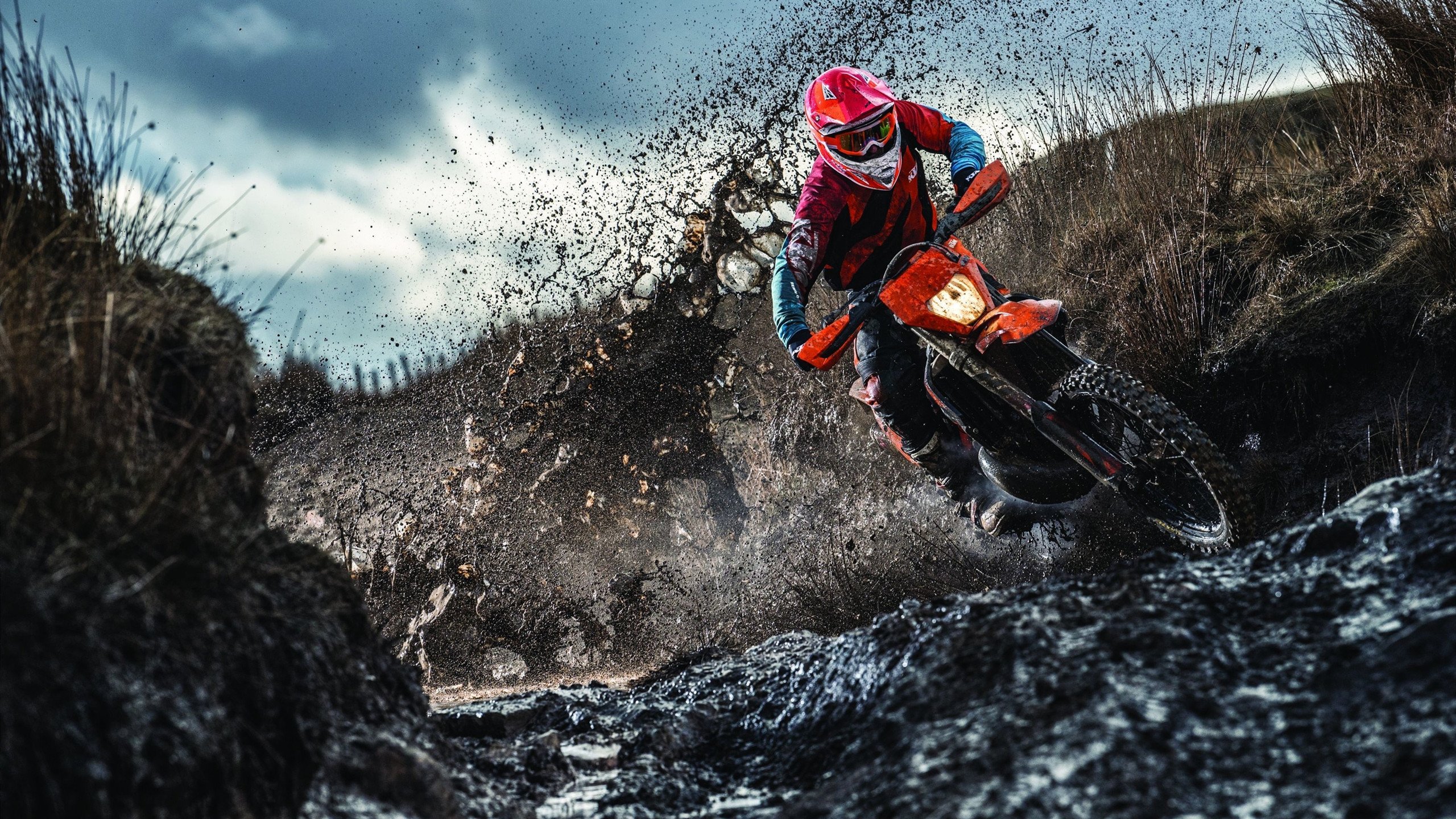 欧冠半决赛焦点战，奇才防守锁死老鹰，战术纪律铸就经典胜利